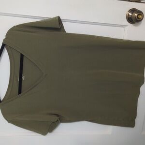 Merona Sz XL Olive Green Short Sleeve V Neck Tee Shirt